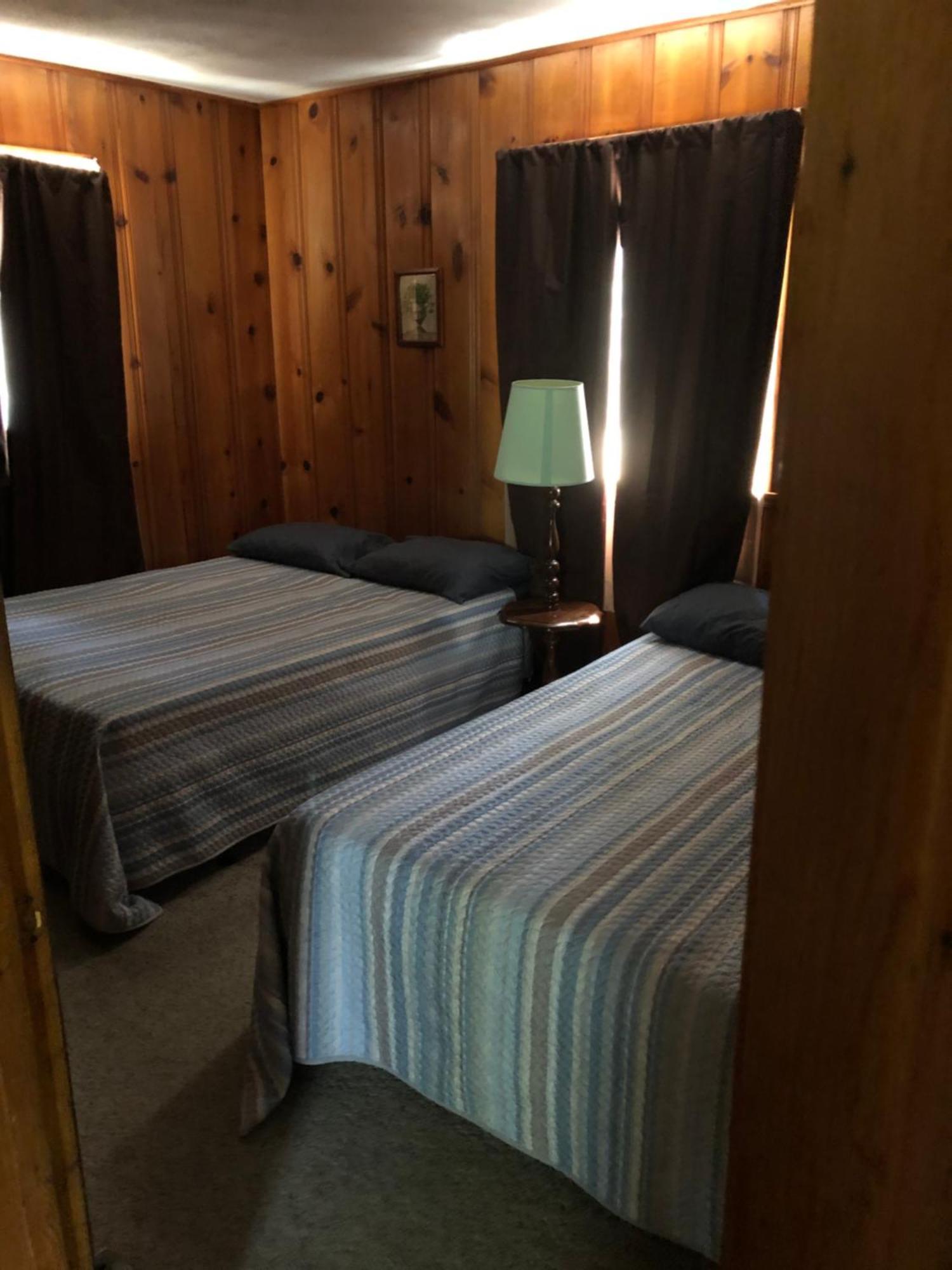 Kentucky Lake Hickory Hill Resort Benton Room photo